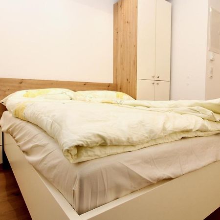 Central Studio Work And Travel Vienna Esterno foto