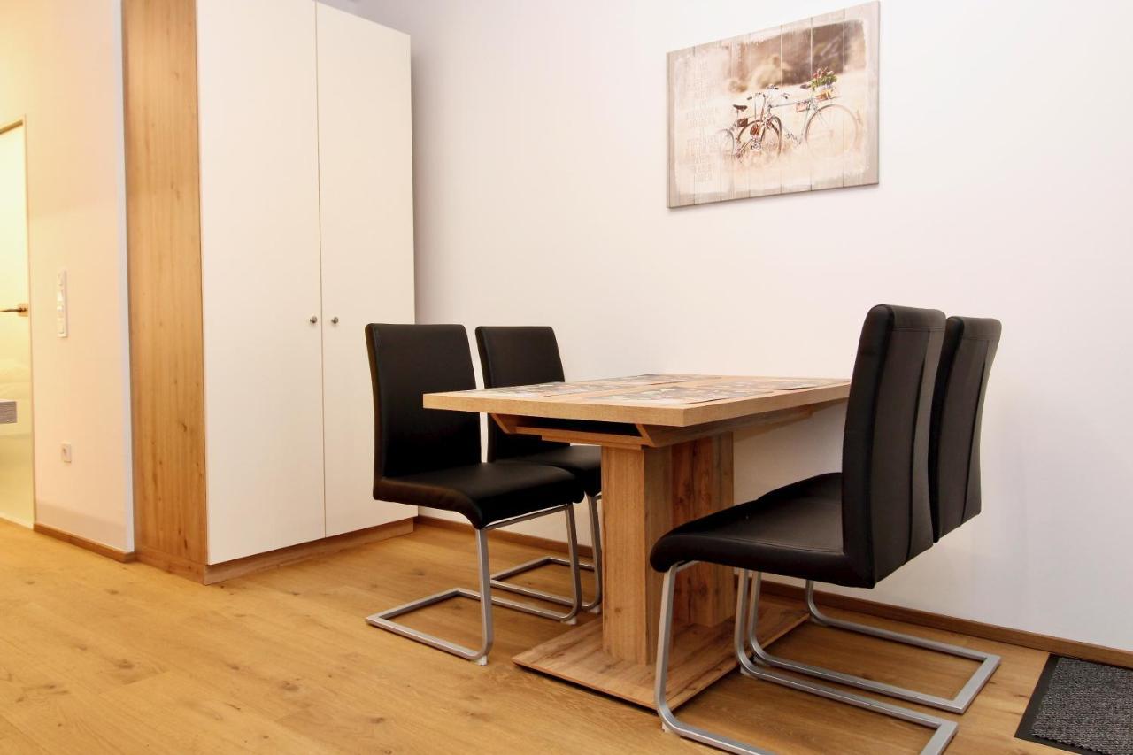 Central Studio Work And Travel Vienna Esterno foto